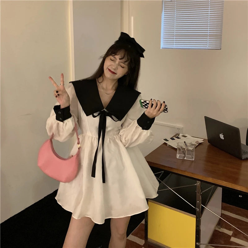 【韓国きれいめ】セーラーカラーレースアップミニワンピース