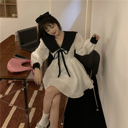 【韓国きれいめ】セーラーカラーレースアップミニワンピース