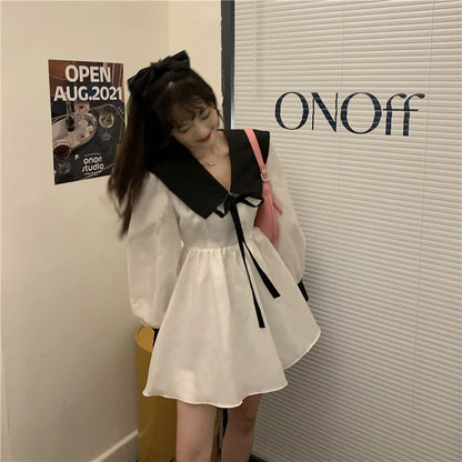 【韓国きれいめ】セーラーカラーレースアップミニワンピース