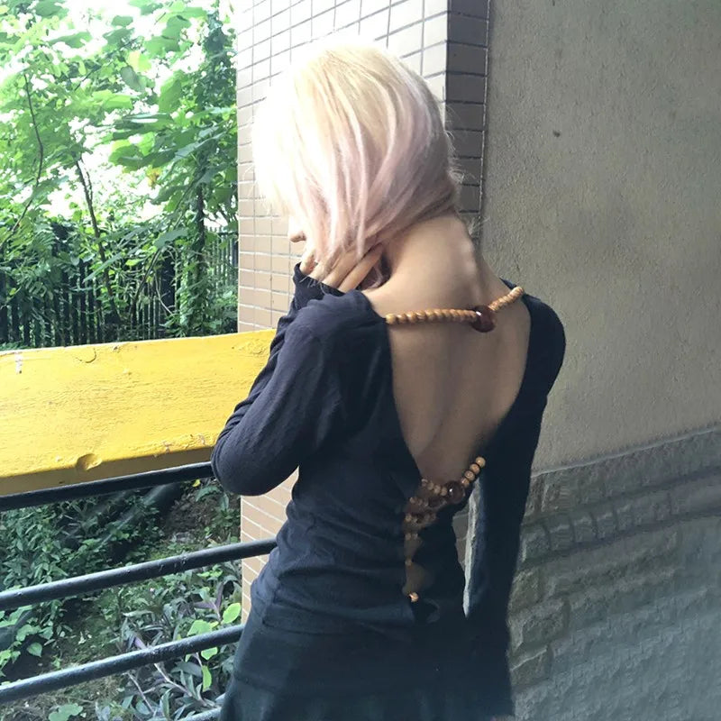 【Y2Kグランジ】ホロウアウトビーズデザインVネックロンT